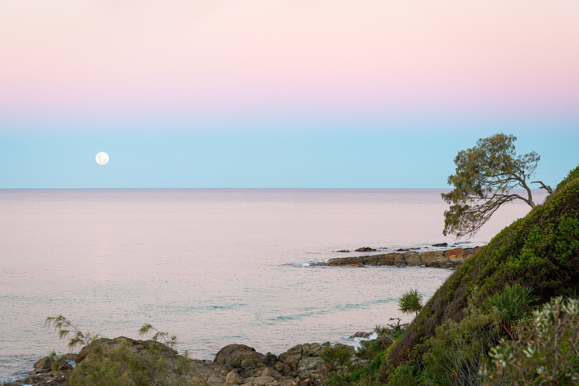 The Salty Pixel - Coolum Moon - metafield_custom.location - metafield_custom.subject